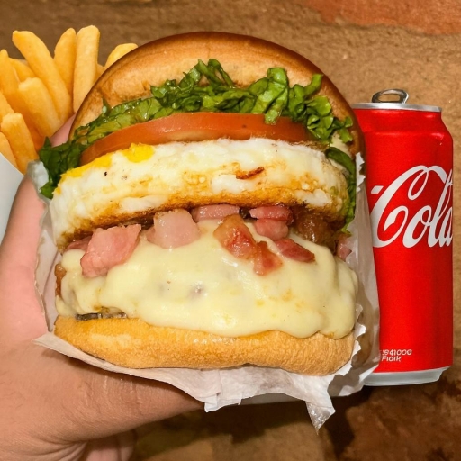 Combo - Tudo Star Burger 200G (Refri Lata + Batata M)
