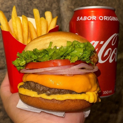 Combo - Chesse Salada 200G (Refri Lata + Batata M)