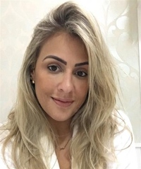 Amanda Gomes Esquerdo