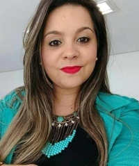 Anna Carolina Oliveira