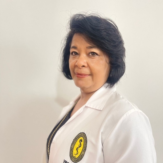 Dra. Virgen Pereira Cervantes opiniones Internista, Especialista en