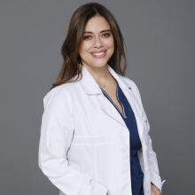 Acercar imagen: LINA BIBIANA PEÑA CIFUENTES, Medico alternativo Bogotá