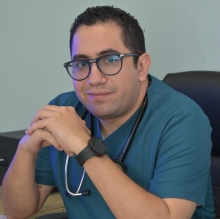 Acercar imagen: Daniel Arias, Internista Pereira