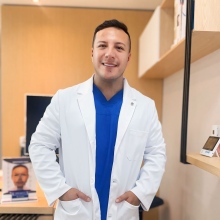 Acercar imagen: Iván Benitez Rivera, Cirujano maxilofacial Medellín