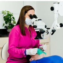 Acercar imagen: Melody Cohen, Odontólogo Bogotá