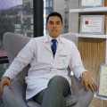 Andres Esteban Jaramillo Del Rio, Cirujano plástico Bogotá