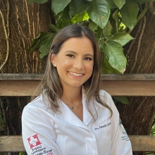 Amanda Carrera de Moreno, Gastroenterologista Vitória