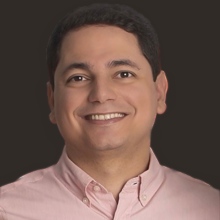 Renan Gil, Cirurgião plástico Manaus