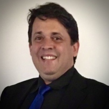 Ampliar imagem: José Wilson Campos, Dentista Araxá