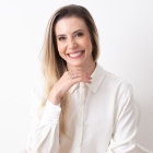 Dra. Karina de Almeida Vieira Antunes