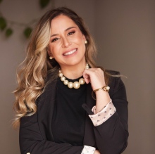 Ampliar imagem: Kelly Placidino, Pediatra Curitiba