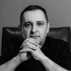 Dr. Fabrício Valadão Batistoni