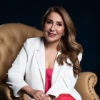 Dra. Luciane Pesqueira