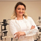 Dra. Thayz Rodrigues dos Santos Carneiro de Oliveira