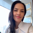 Dra. Viviane Teixeira