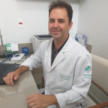 Ampliar imagem: Ronney de Carvalho, Cirurgião vascular Anápolis