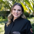 Rafaella P. Olsen, Dentista Curitiba