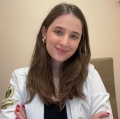 Mariana Santana Gondim, Dermatologista Santos