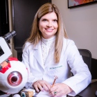 Dra. Renata de Vasconcellos Lopes