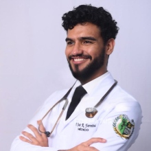 Ampliar imagem: José Raimundo Ferreira Neto, Médico clínico geral Maceió