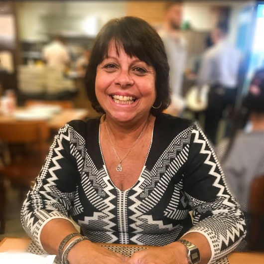 Dra. Eliane Leal