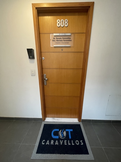 Mariana Caravellos-0