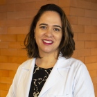 Dra. Thais Salles
