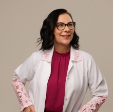 Ampliar imagem: Luciana Kirches, Ginecologista Campinas