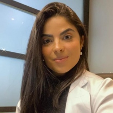 Ampliar imagem: Carolina Assumpção, Endocrinologista pediátrico Rio de Janeiro
