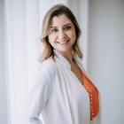 Dra. Camila Altoe Barros