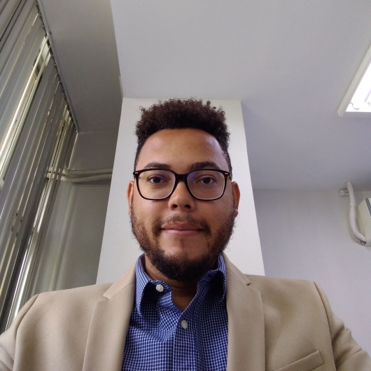 Dr. Luiz Guilherme de Salles Borges Moreira