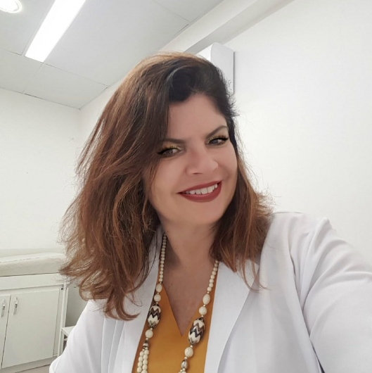 Dra. Isabel Cristina Moreira Porto