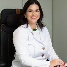 Ampliar imagem: Catarina Almeida, Cirurgião vascular Recife