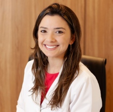 Ampliar imagem: Marcella Regina Ganho, Oftalmologista Guarapuava