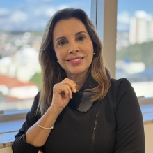 Ampliar imagem: Regina Pupp, Dentista Sorocaba