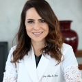 Aline Armando Neres, Mastologista Belo Horizonte