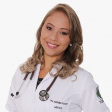 Ampliar imagem: Nathália Fraporti, Generalista São Paulo