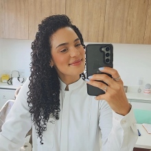 Júlia Morais, Dentista Campinas