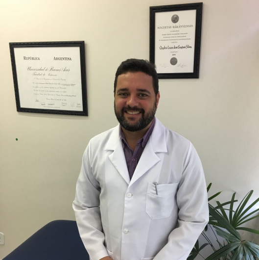 Dr. André Luís Santos Silva