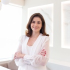 Dra. Caroline Corradi