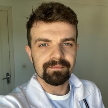 Ampliar imagem: GUSTAVO BRISTOT, Médico clínico geral Sombrio