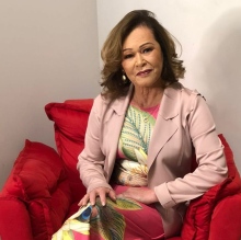 Ampliar imagem: Gislene Drumond Froede, Psicólogo Teófilo Otoni