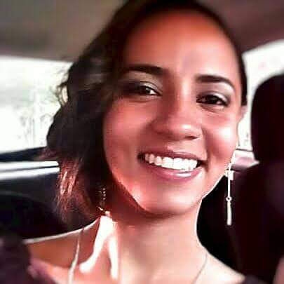 Dra. Denise Moura