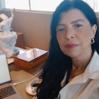 Dra. Cláudia  Almeida