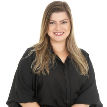 Ampliar imagem: Camila Haag, Pediatra Joinville