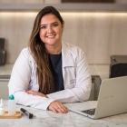 Dra. Cindy Vitalino Mendonça