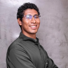 Denis Xavier da Silva, Especialista em Biomedicina Taguatinga