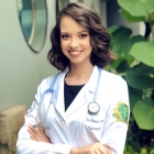 Dra. Bhianca Lopes Teixeira