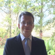 Ampliar imagem: Emanuel Oliveira, Geriatra Campos Dos Goytacazes