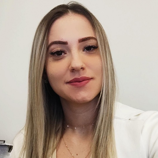Ana Caroline Rozalem